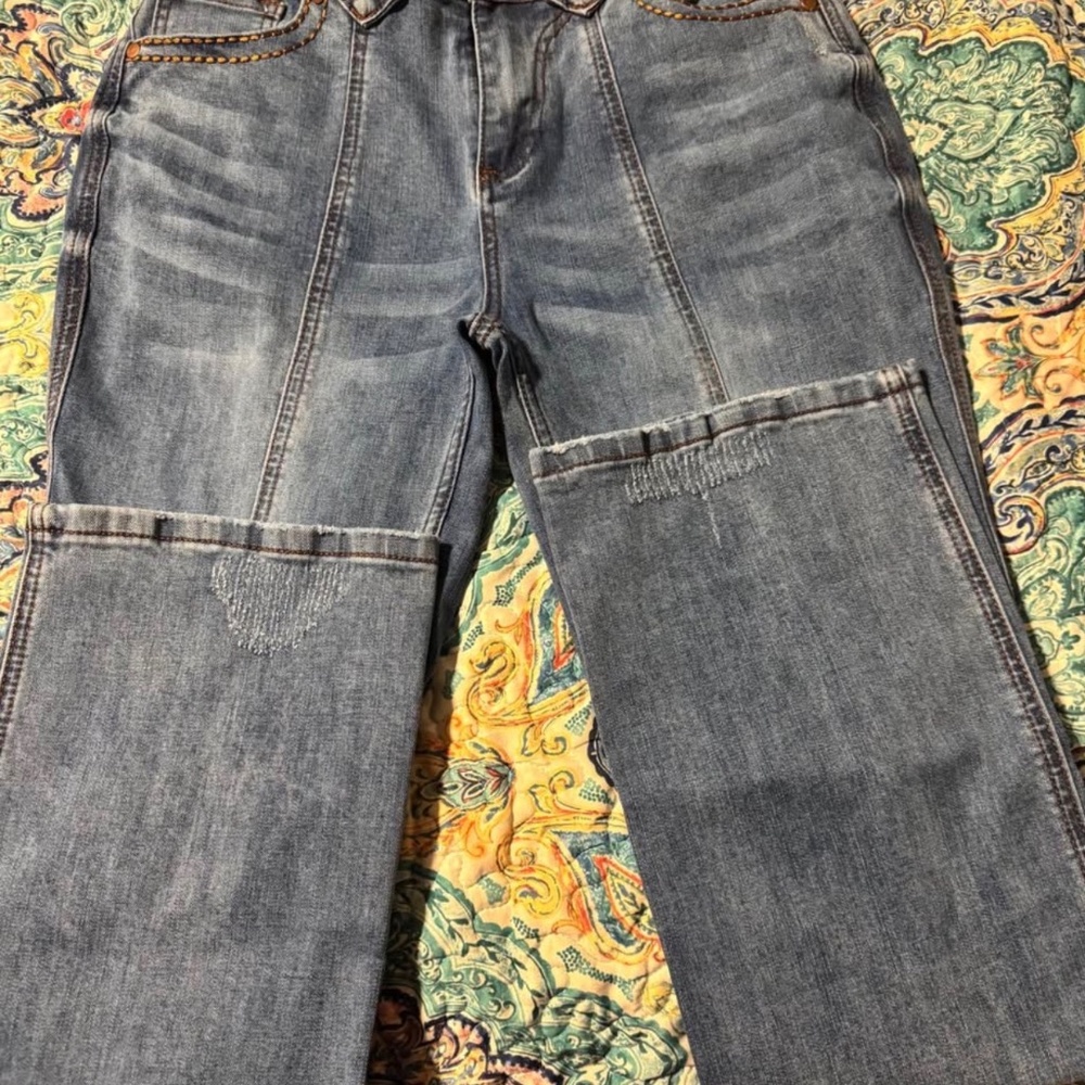 Women’s jeans
